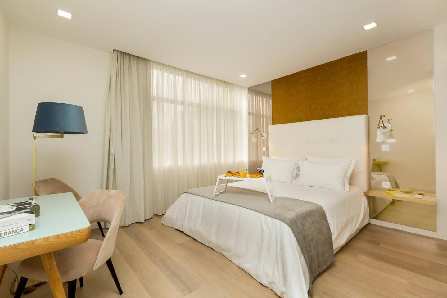 The Office Guest Apartment Guimaraes Exterior photo